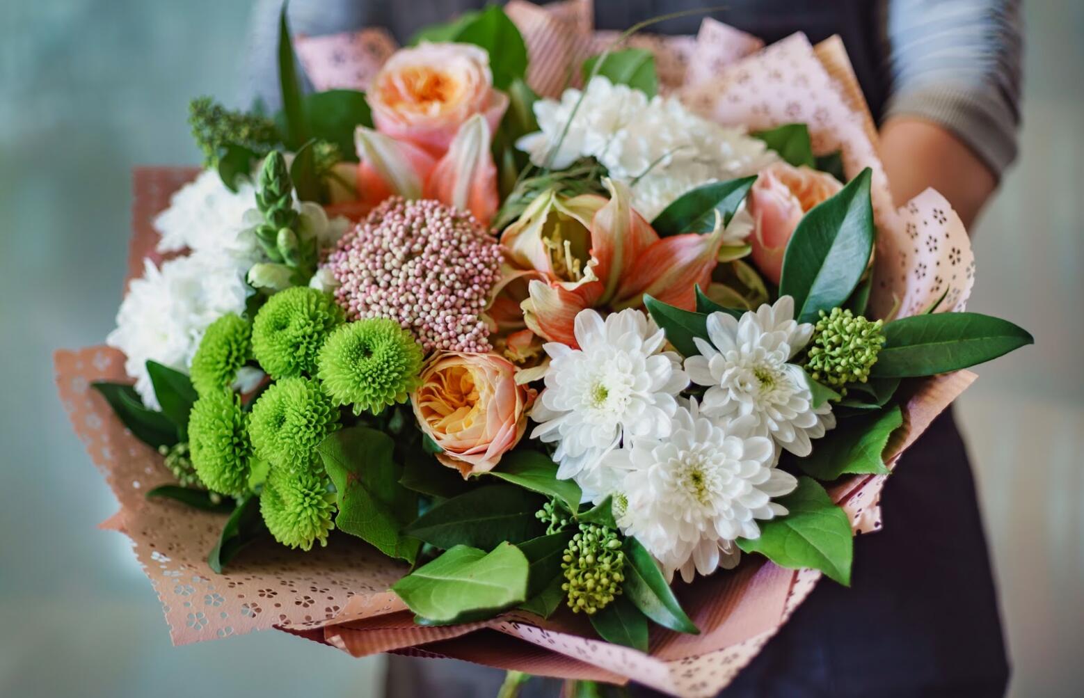 Ідеї квіткових подарунків до дня народження