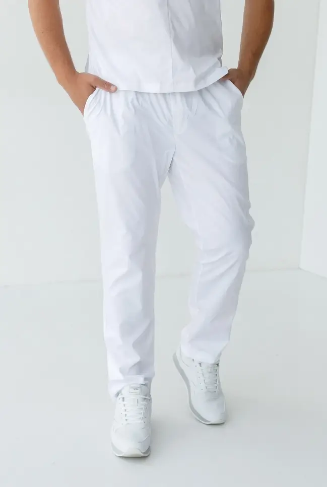 Медичні штани чоловічі: як вибрати правильну модель для роботи